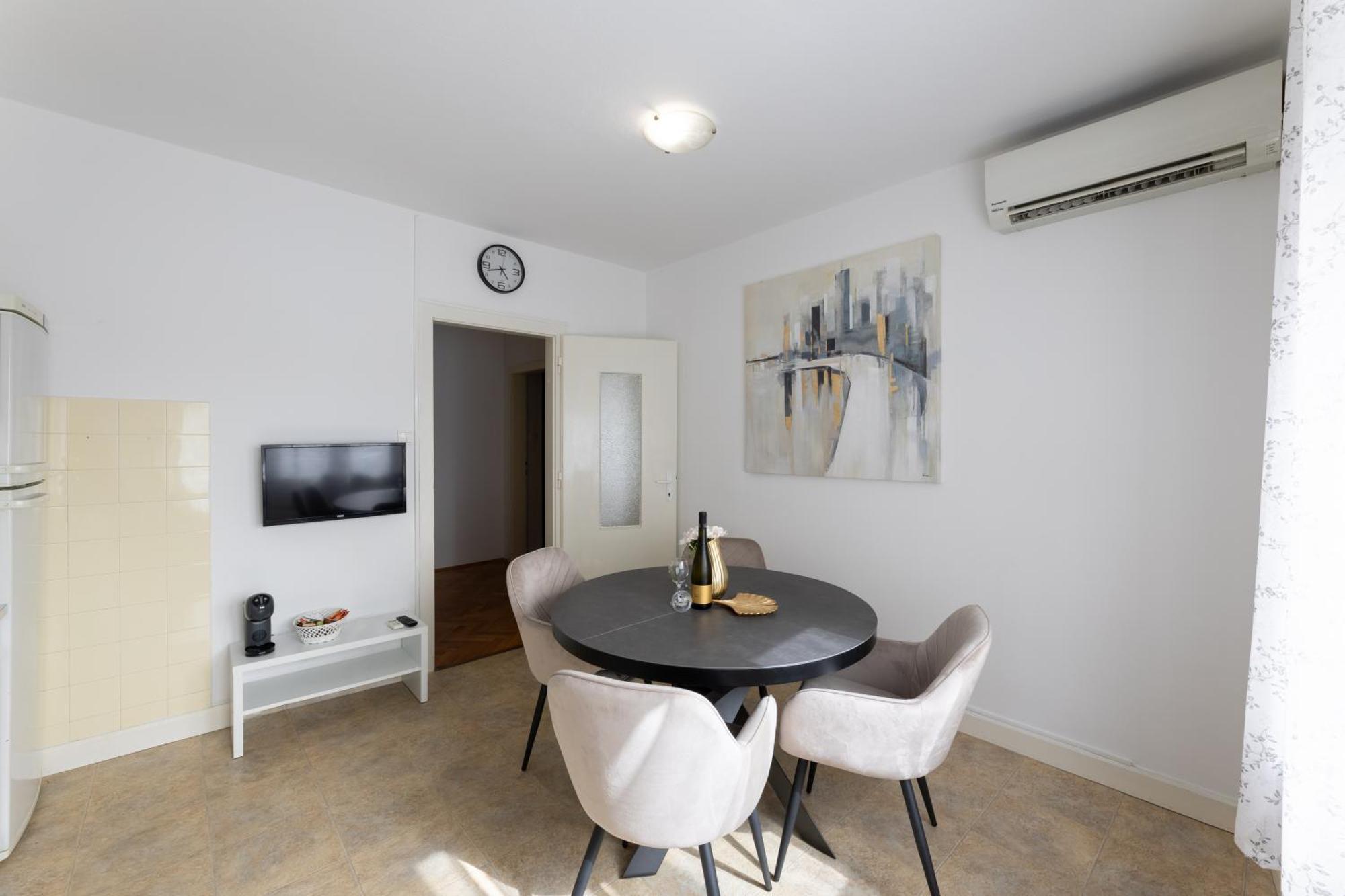 Apartment Central To Beach & Old Town Split Exterior foto